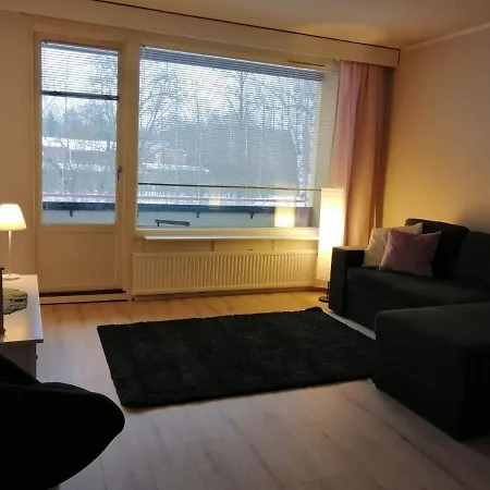 Διαμέρισμα Rauhallinen Kaksio Hyvilla Yhteyksilla Tampereelle *