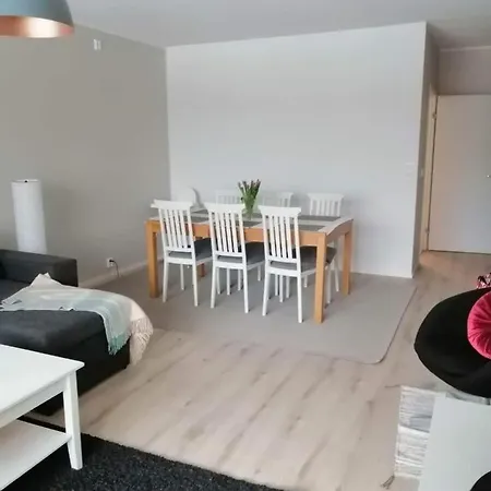Διαμέρισμα Rauhallinen Kaksio Hyvilla Yhteyksilla Tampereelle Pirkkala